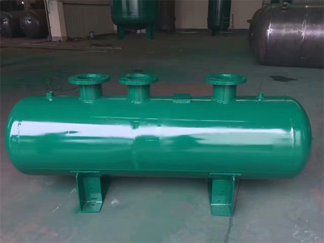 喀喇沁喀喇沁喀喇沁蒸汽分气缸
